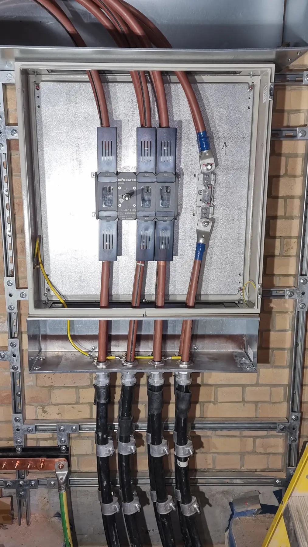 630 amp customer-side main electrical isolator installed for the Streatham mixed-use development.